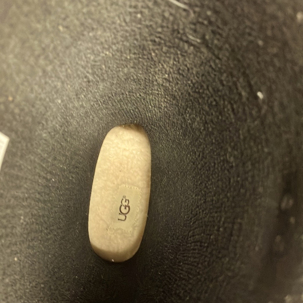 UGG Women’s Rain Boots - Picture 9 of 9
